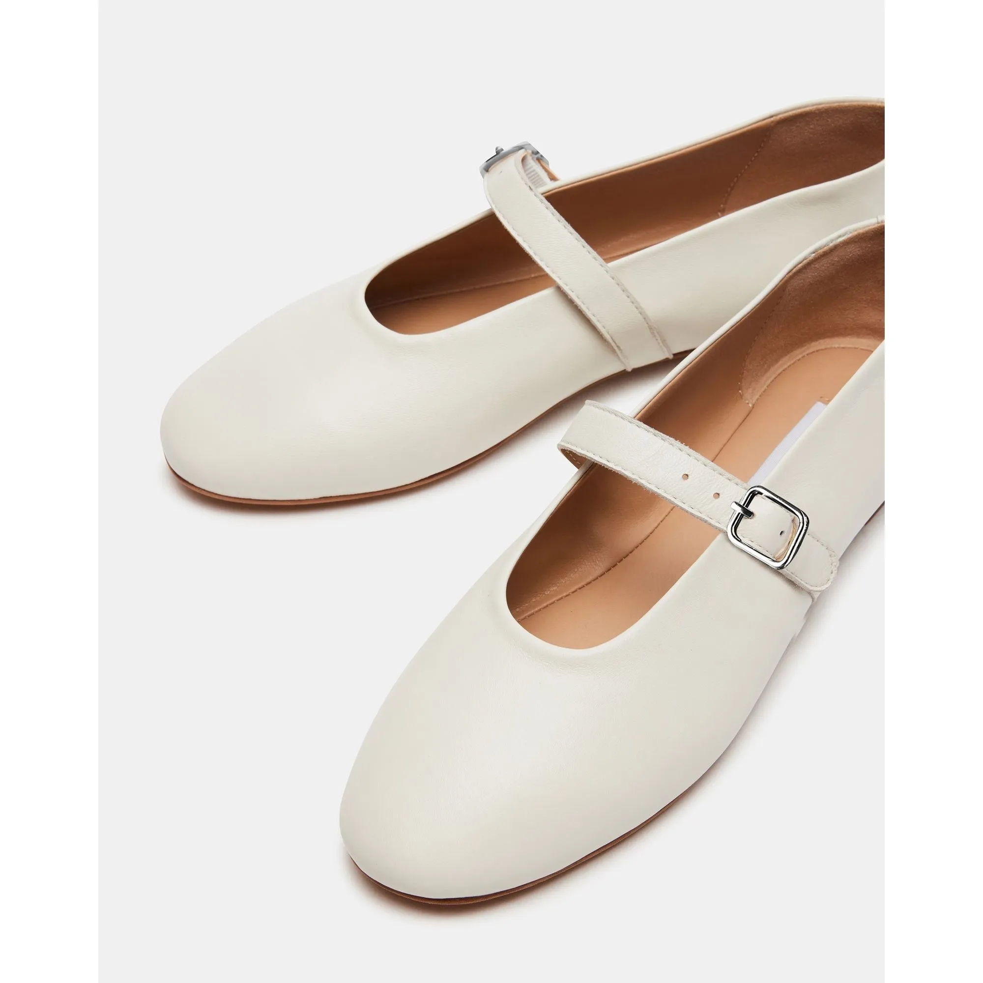 Dreaming White Leather
