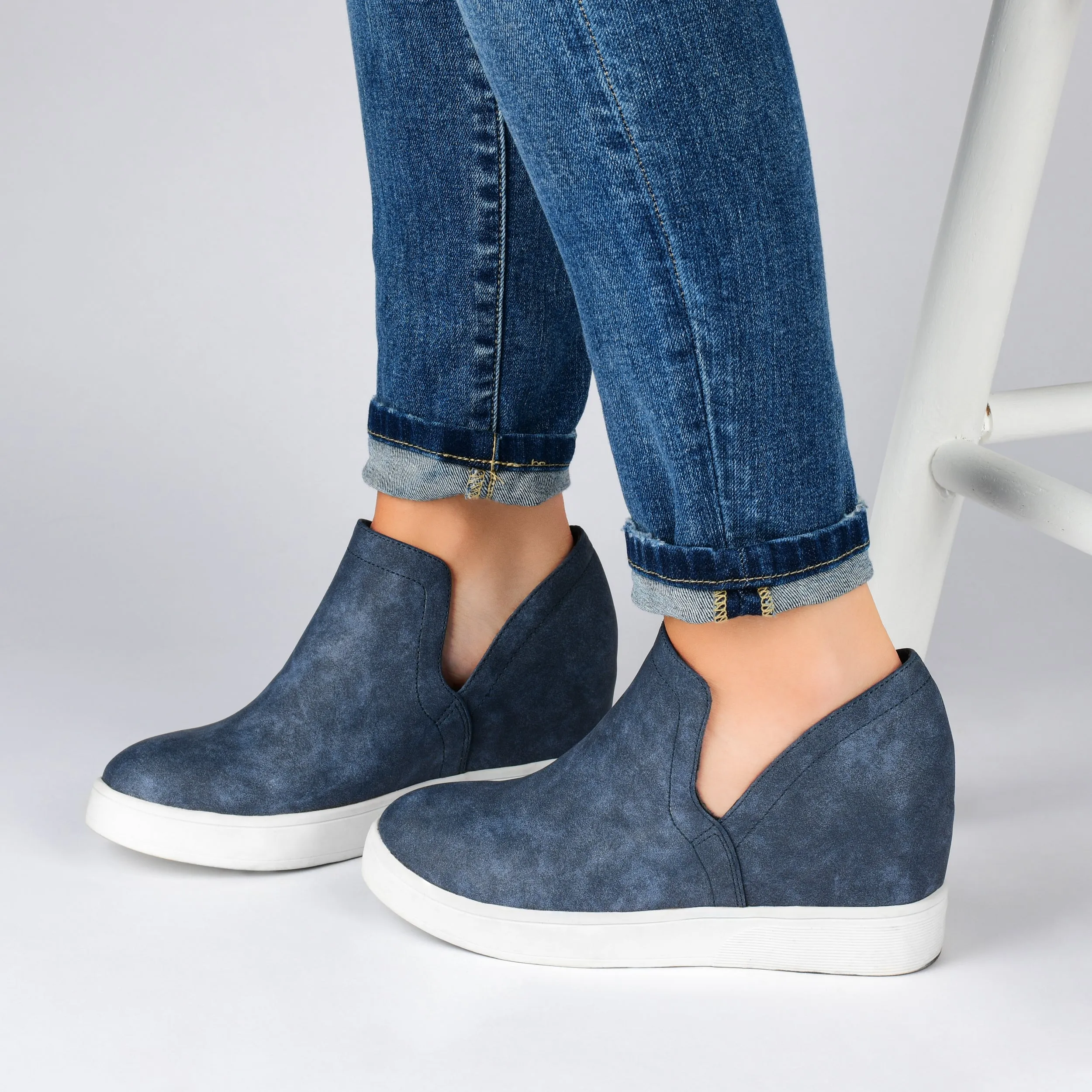 Journee Collection Women's Cardi Sneaker Wedge