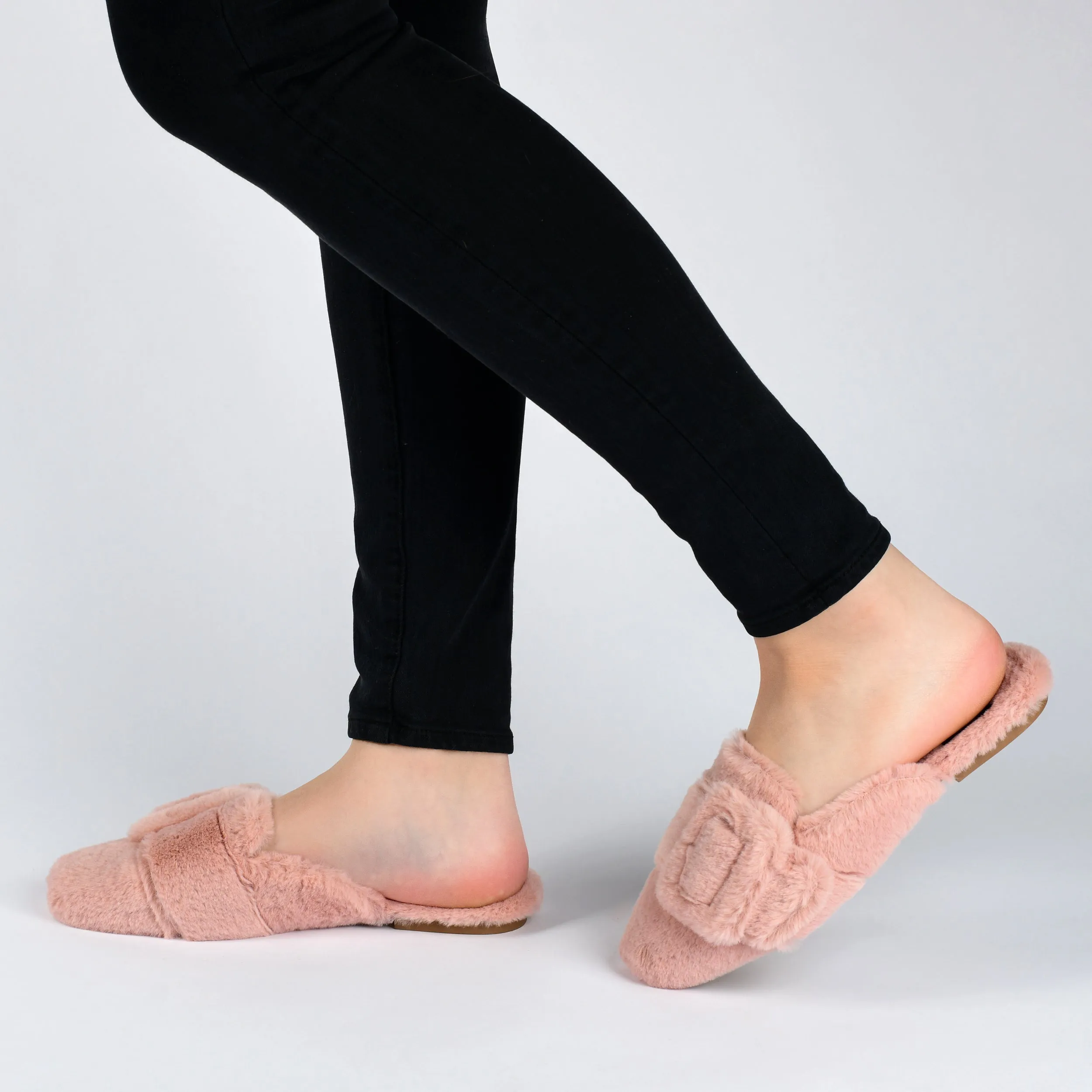 Journee Collection Women's Faux Fur Eara Slipper