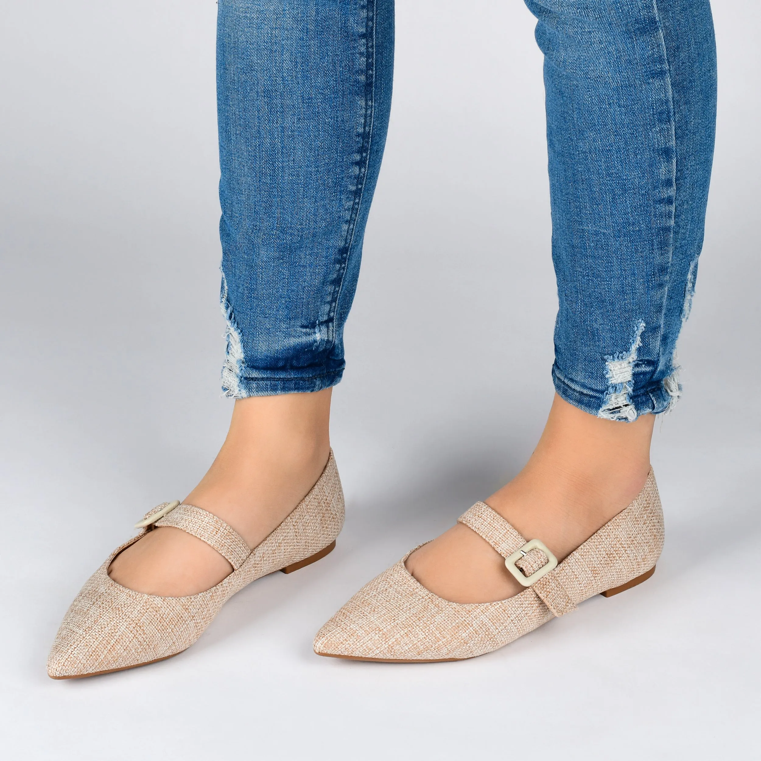 Journee Collection Women's Karissa Flat