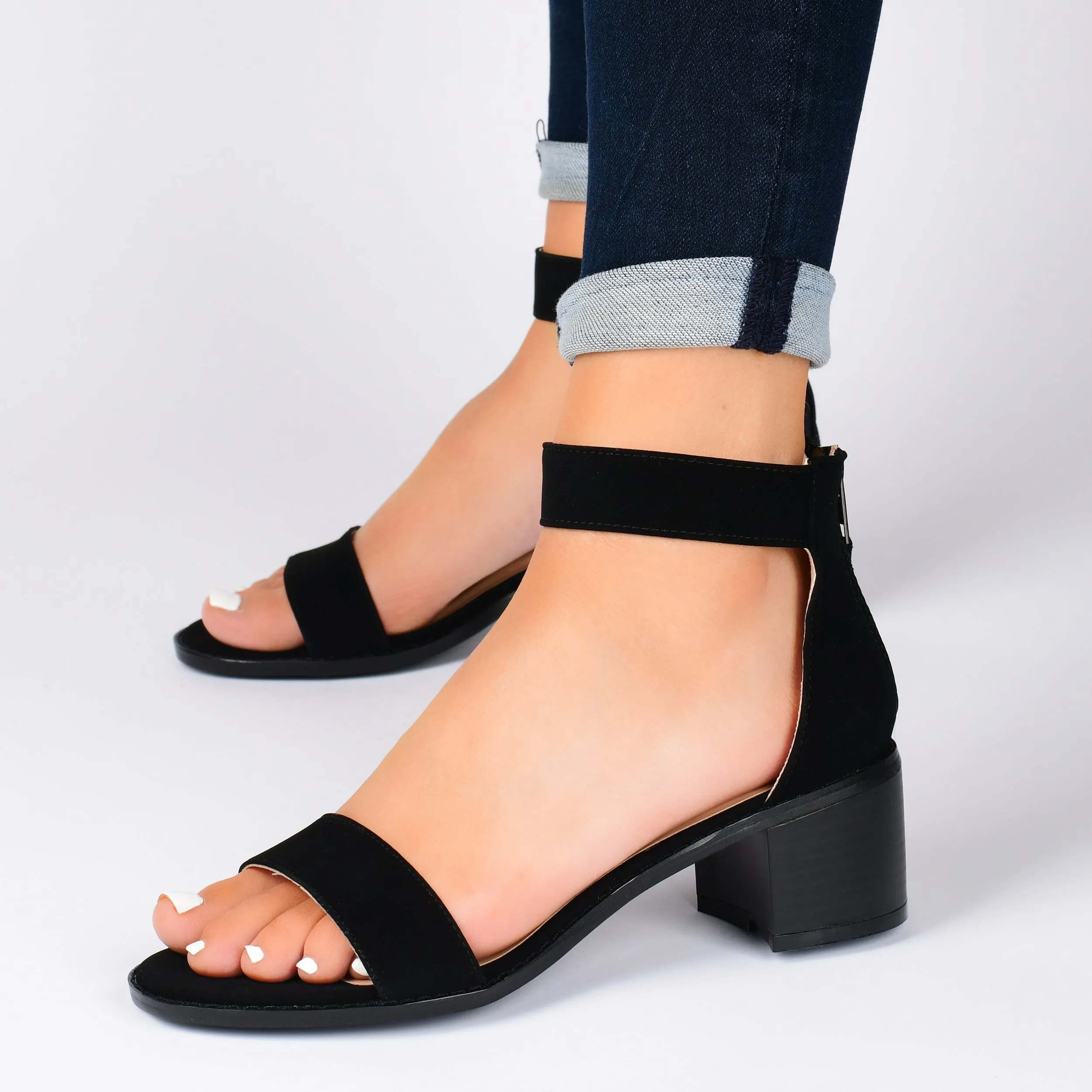 Journee Collection Women's Percy Sandal