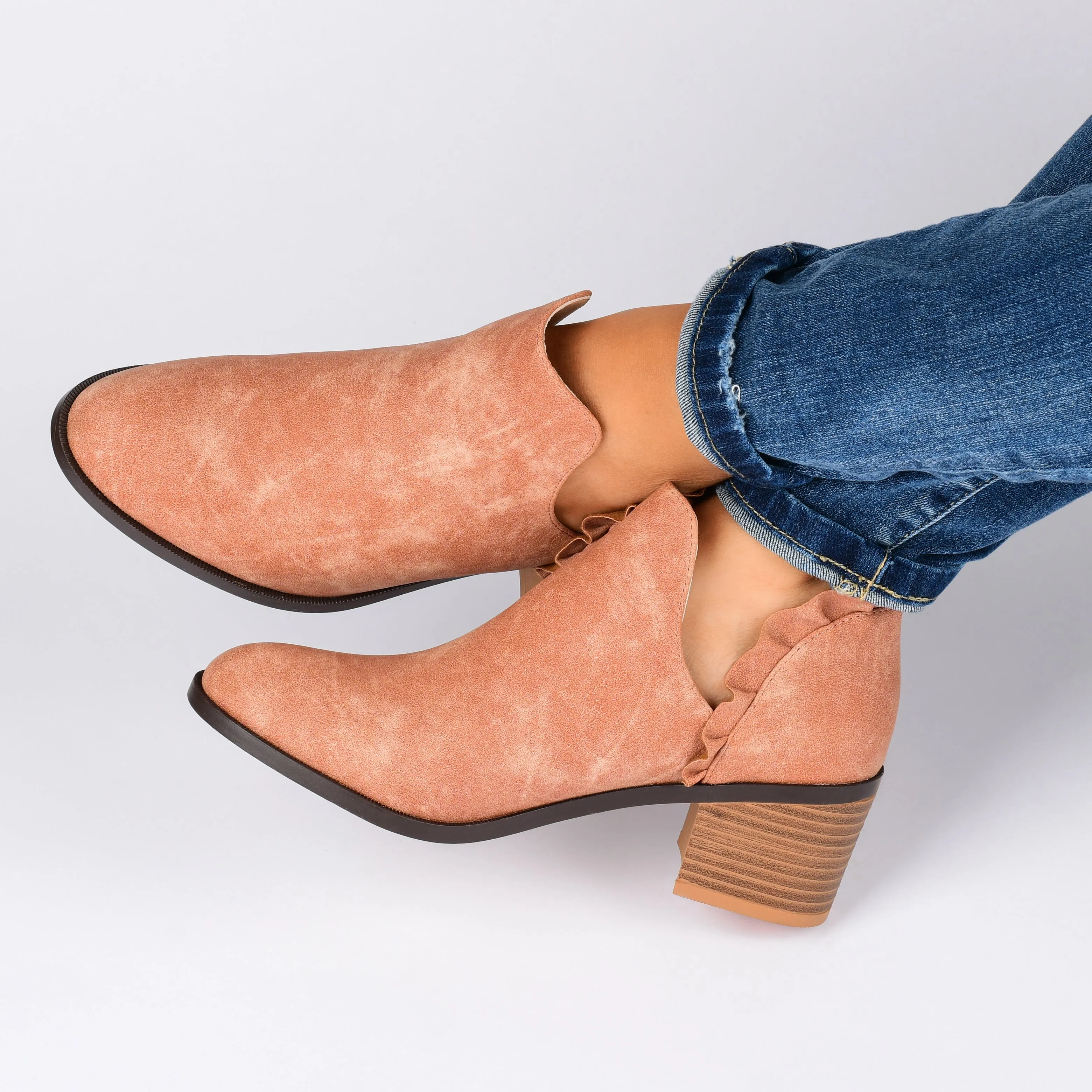 Journee Collection Women's Ronnie Wedge Sandal