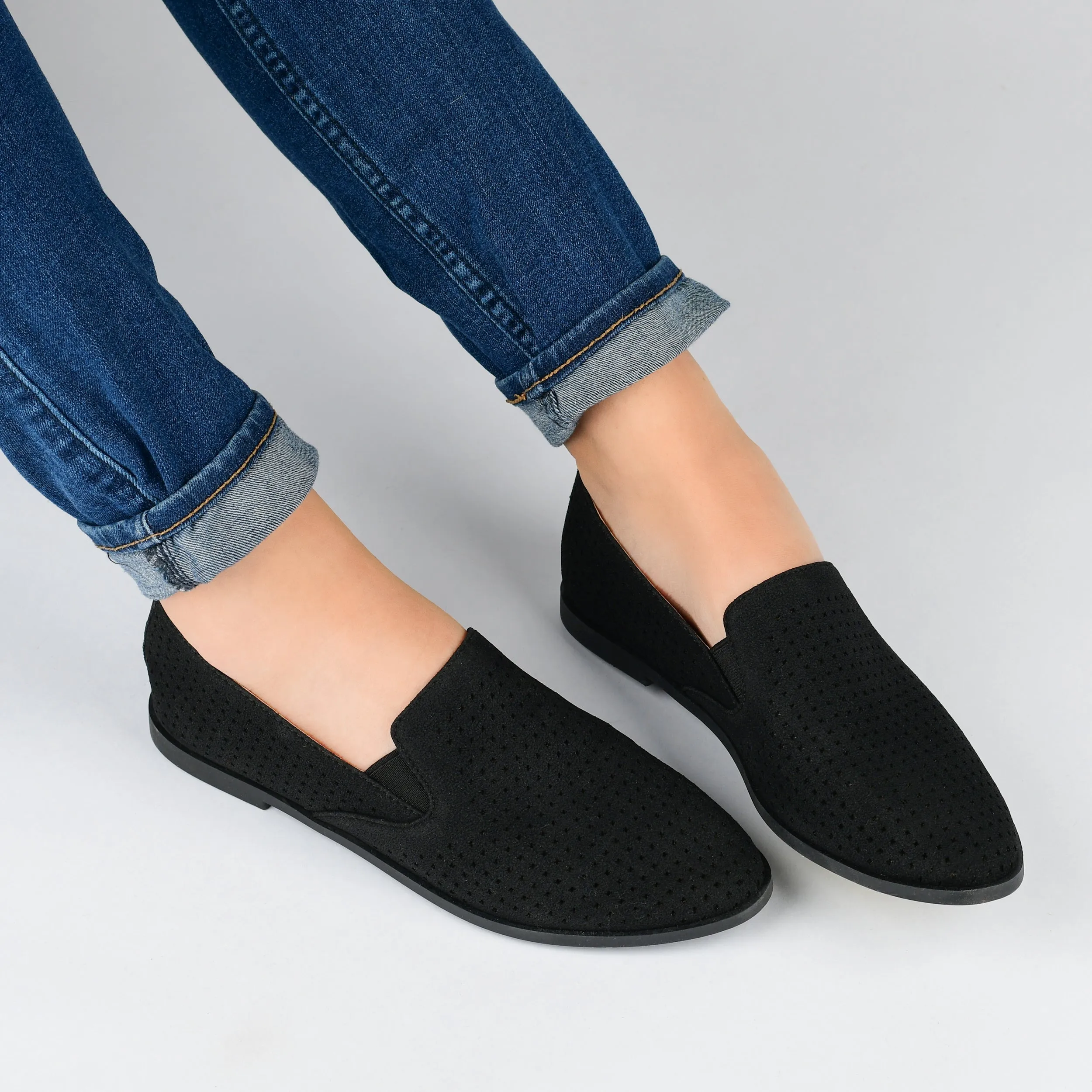 Journee Collection Women's Tru Comfort Foam Wide Width Lucie Flat