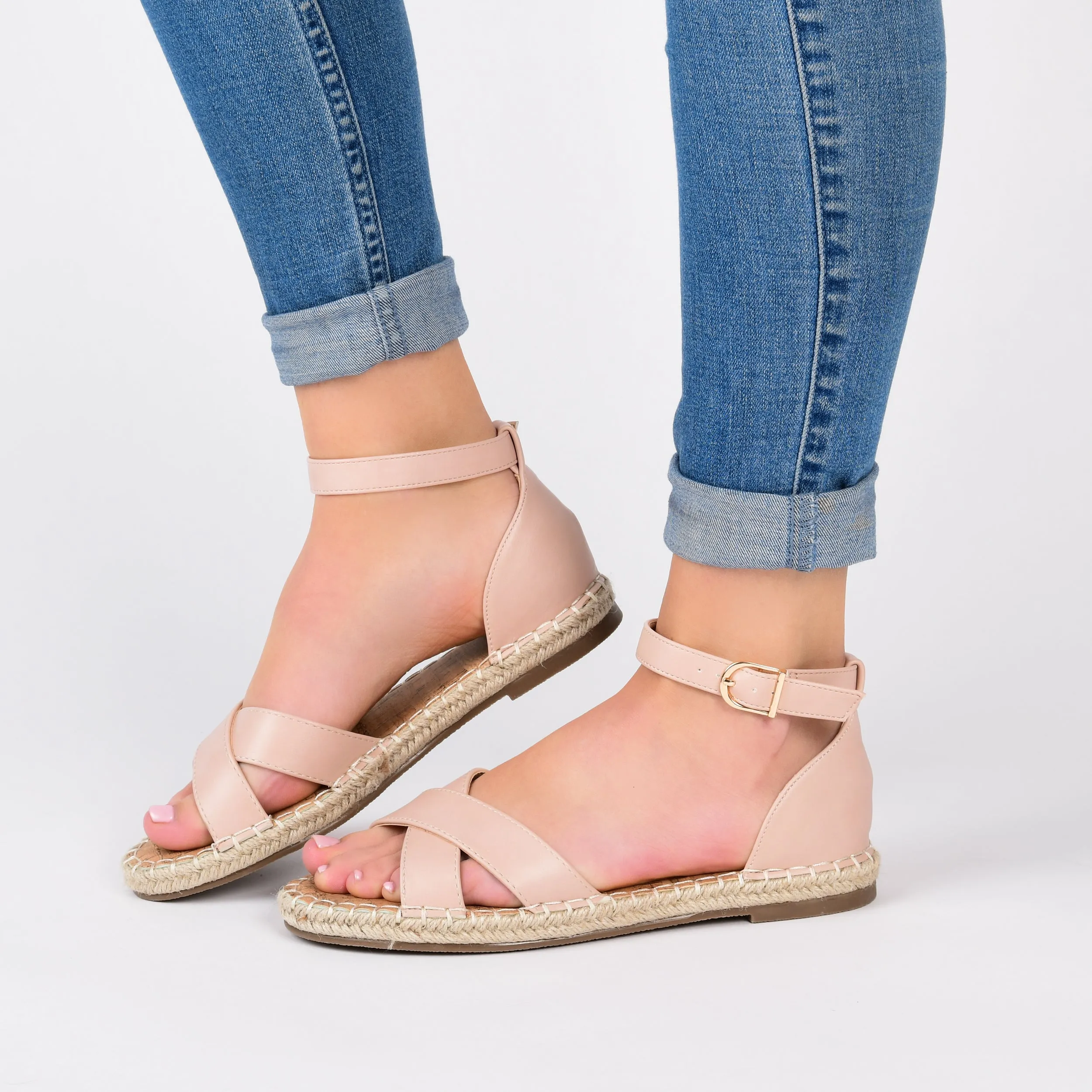 Journee Collection Women's Wide Width Lyddia Sandal