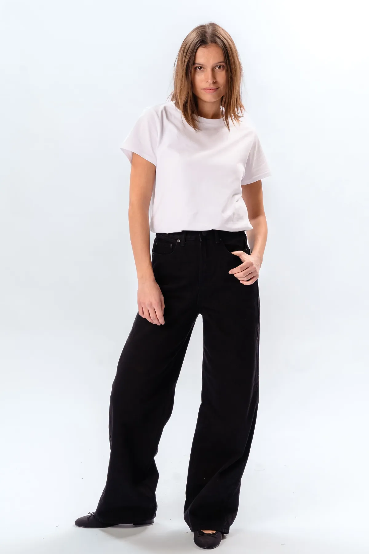 Performance Wide Jeans - Black Denim