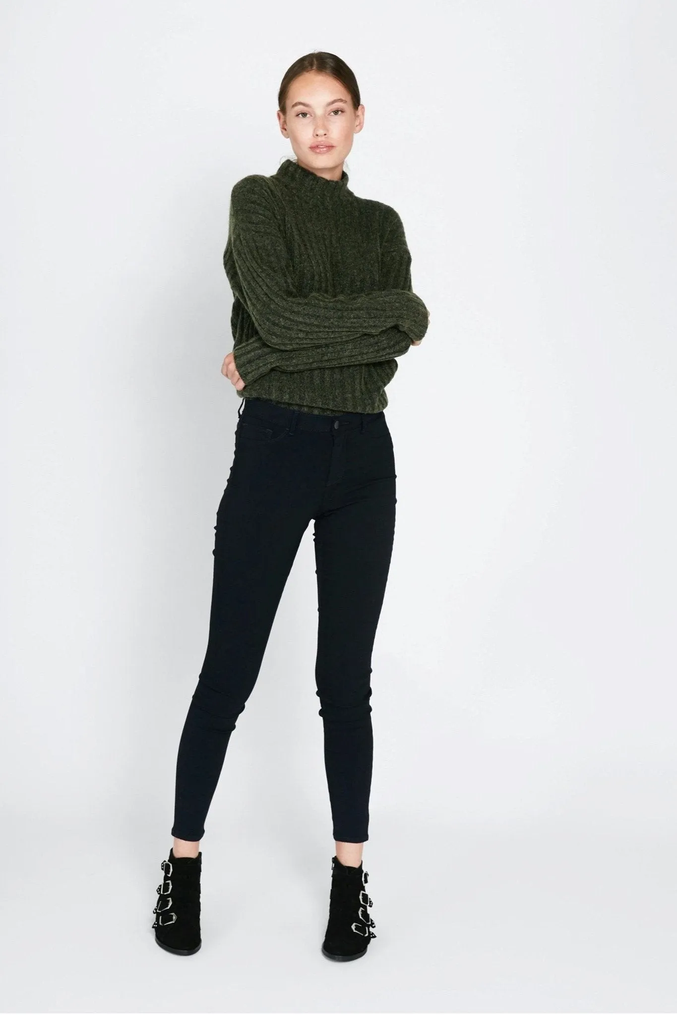 Pieces Jeans - Navy Blazer (mid-waist)