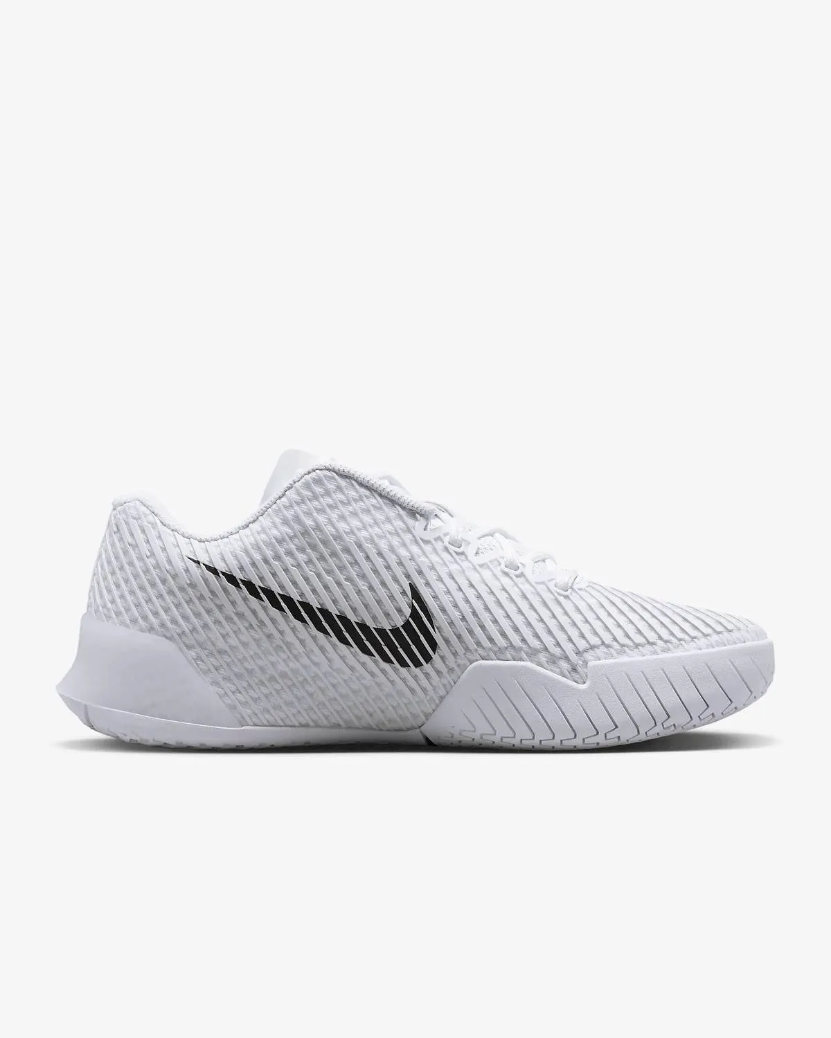 Women's Court Air Zoom Vapor 11 Sneaker In White