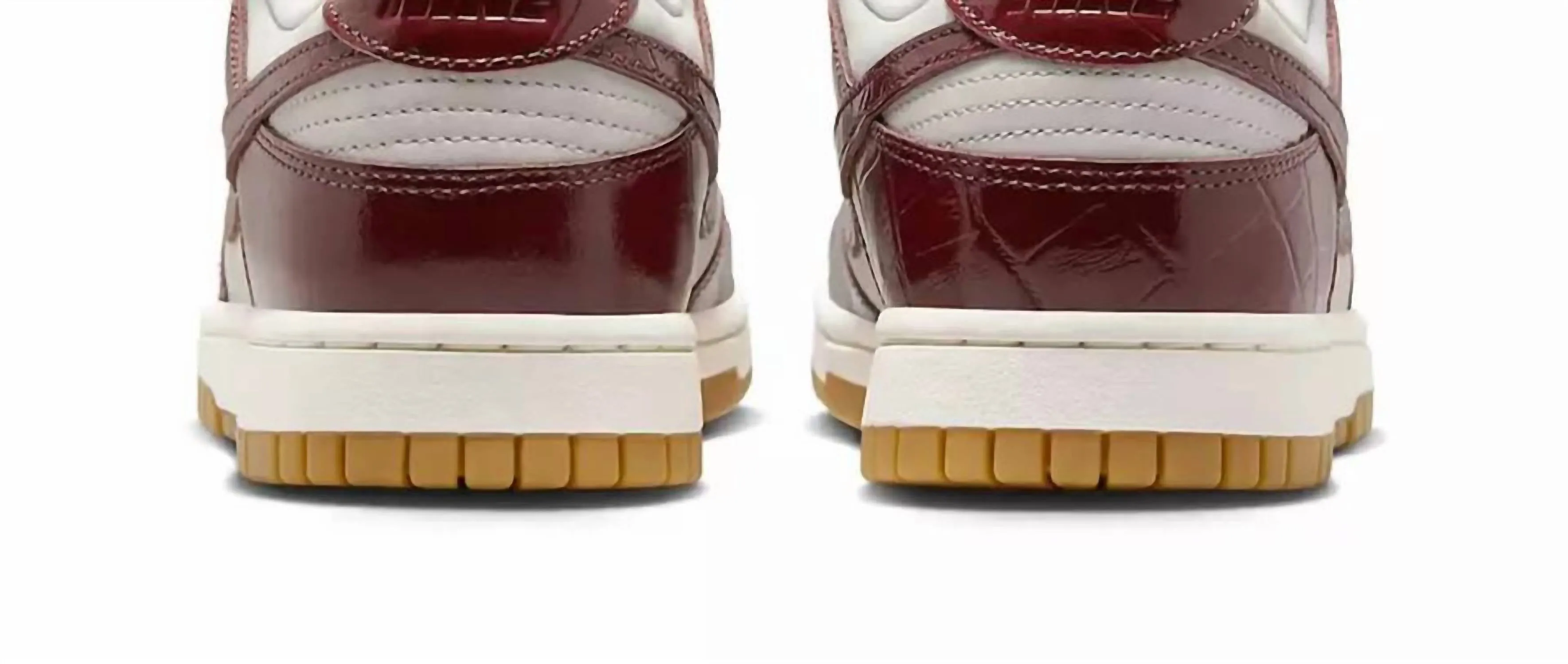 Women's Dunk Low Lx Sneakers In Phantom/team Red/sail